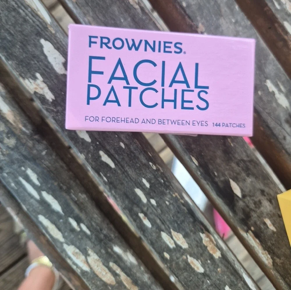 Frownies Pink Facial Patches Nwt